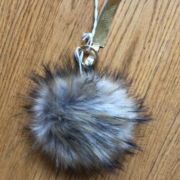 Purse attachment - Picture 3 of 3